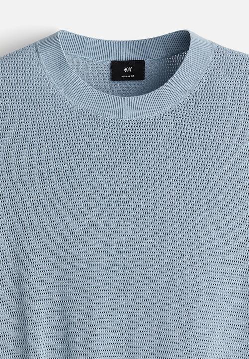 H&M - Regular fit hole-knit t-shirt - light blue