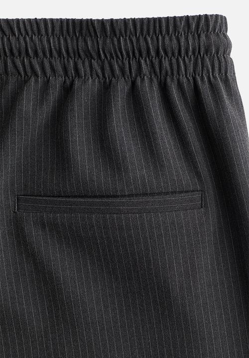 H&M - Wide twill trousers - dark grey pinstriped