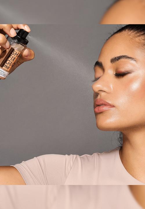 Catrice - Shake Fix Glow Spray