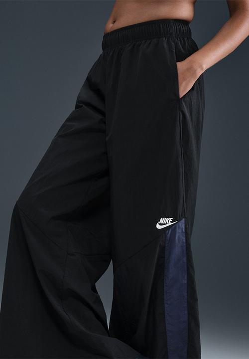 Nike - Nike Wide Leg Woven Pant - Black/Sail