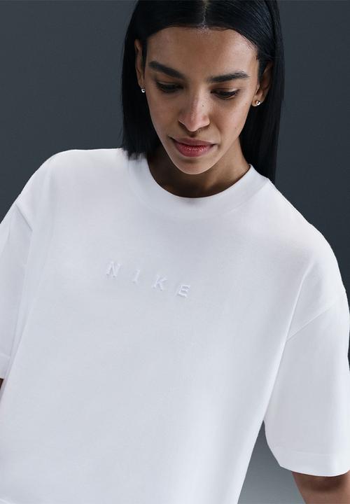 nike women's boxy t shirt