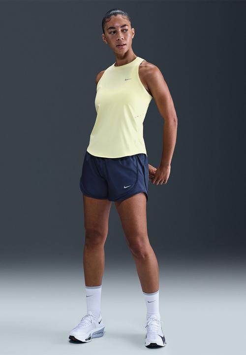 Nike - Nike womens tempo essentials short - midnight navy/reflective silv