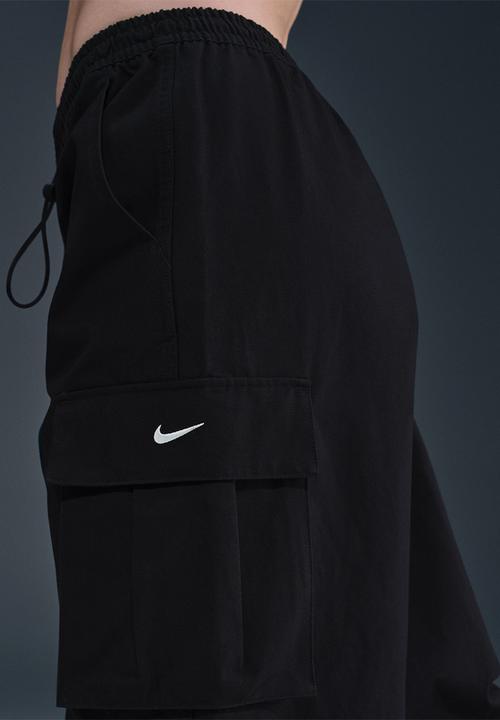 nike women's pants with pockets