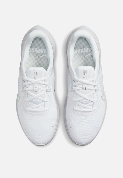 Nike - Quest 5