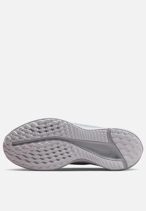 Nike - Quest 5