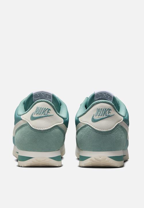 Nike - Nike Cortez Textile