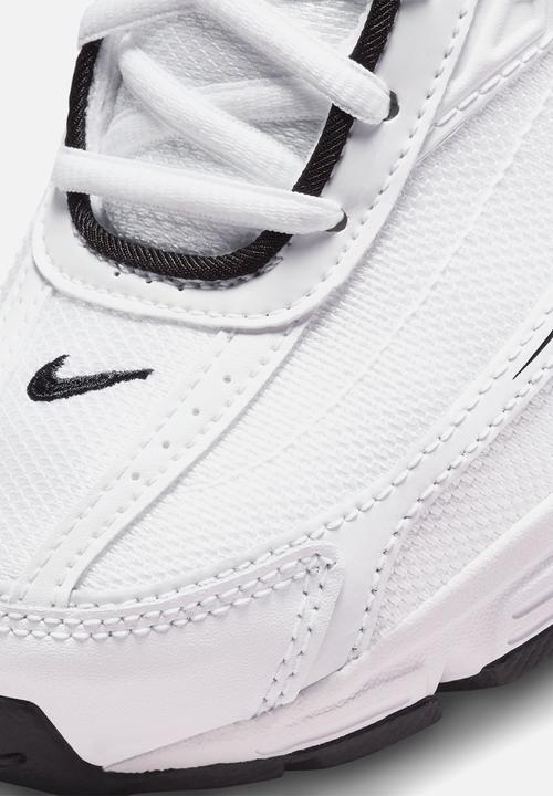 Nike - Initiator
