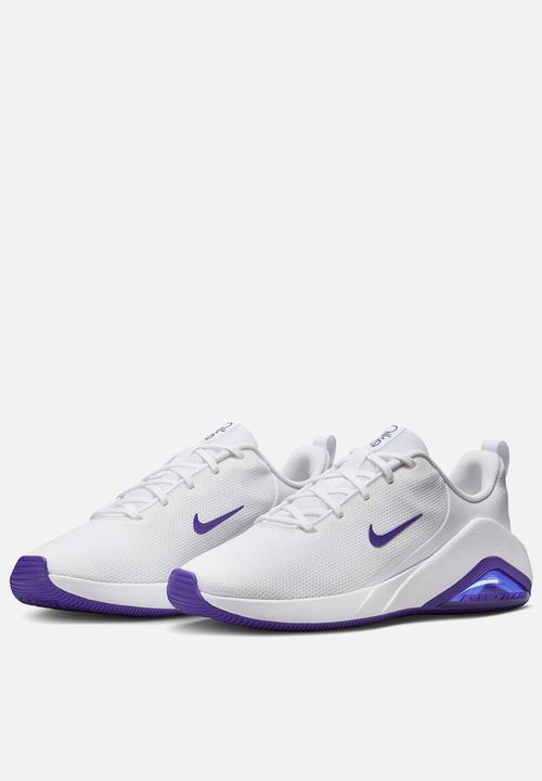 Nike - Nike Bella 7