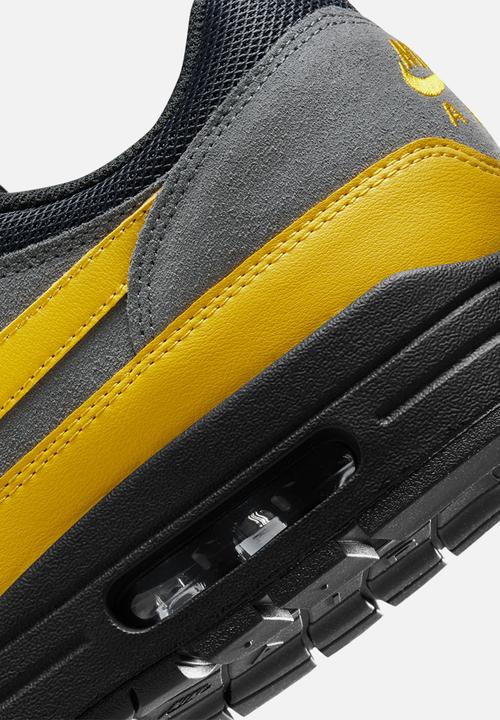 Nike - Nike Air Max 1 Essential
