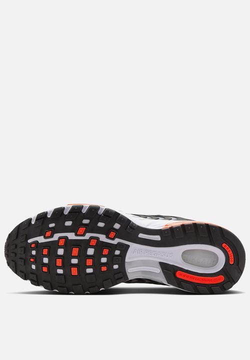 Nike - NIKE AIR PEGASUS 2005