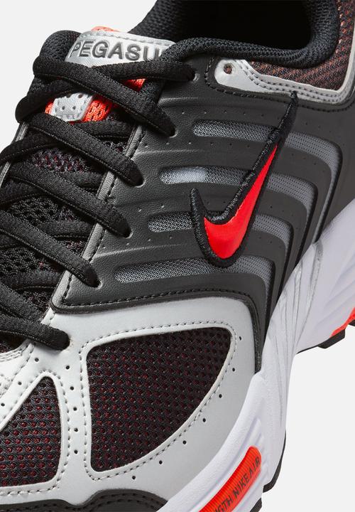 Nike - NIKE AIR PEGASUS 2005