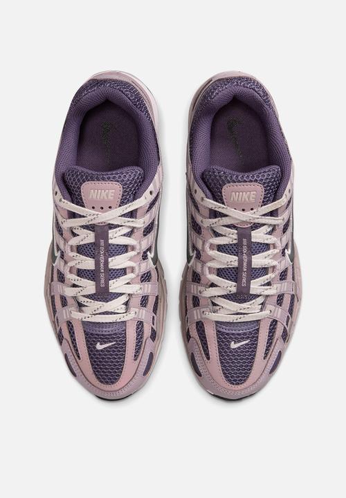 Nike - Nike P-6000 SE