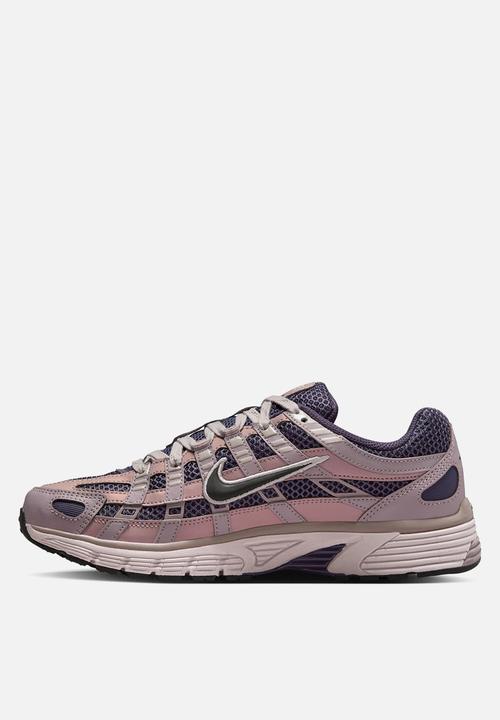 Nike - Nike P-6000 SE