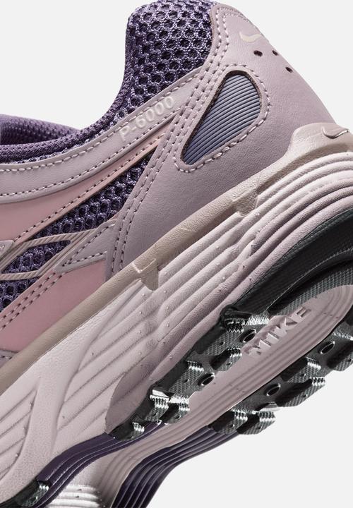Nike - Nike P-6000 SE