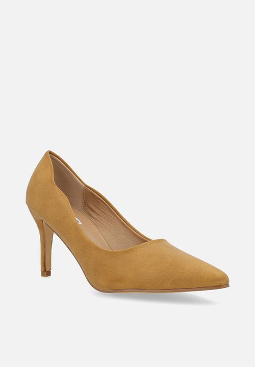 Madison® - Penny scalloped heel - tan