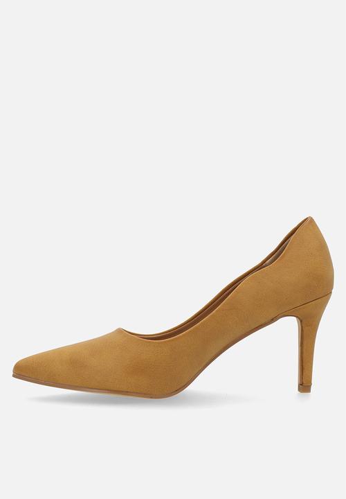 Madison® - Penny scalloped heel - tan