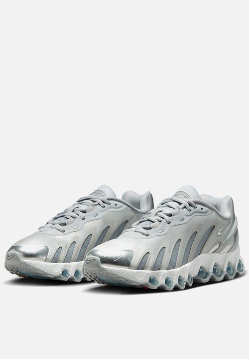Nike - Air Max DN8