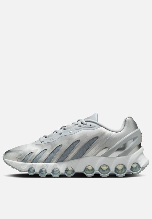 Nike - Air Max DN8