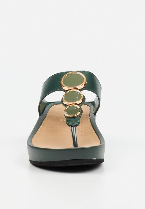 Butterfly Feet - Delia 13 t-bar - green