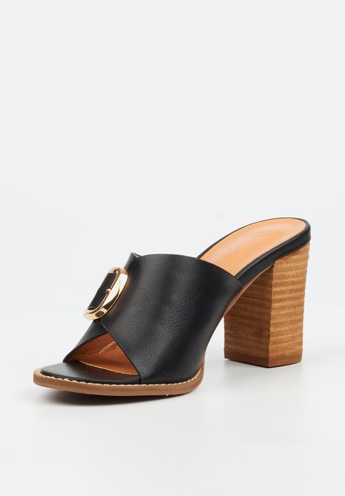 Miss Black - Almond 2 block heel mule - black