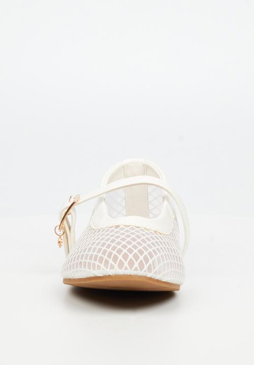 Miss Black - Ayanda 1 mesh pump - white