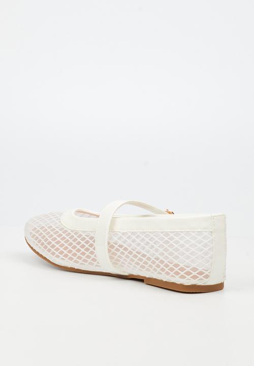 Miss Black - Ayanda 1 mesh pump - white
