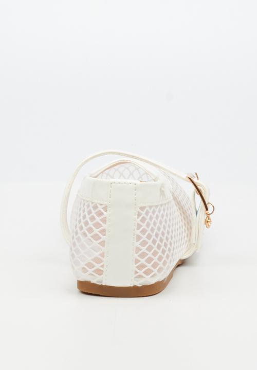 Miss Black - Ayanda 1 mesh pump - white