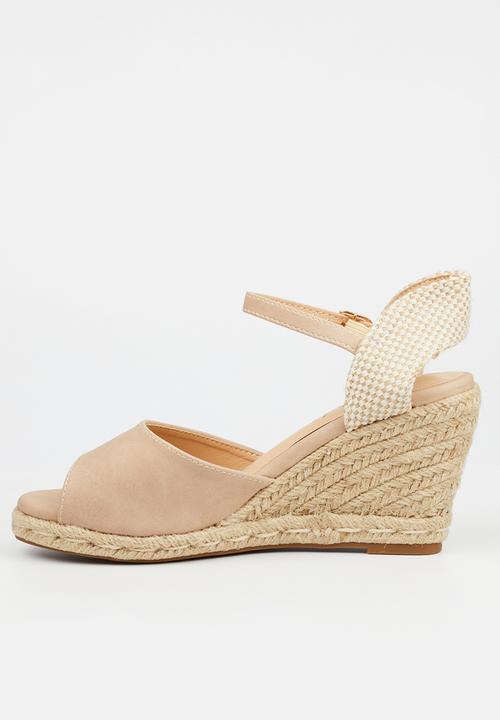 Miss Black - Jojo 2 peep-toe rope wedge - neutral