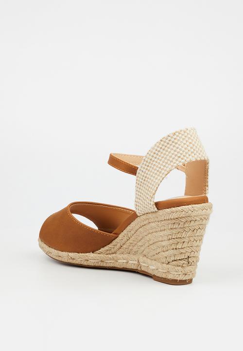 Miss Black - Jojo 2 peep-toe rope wedge - tan