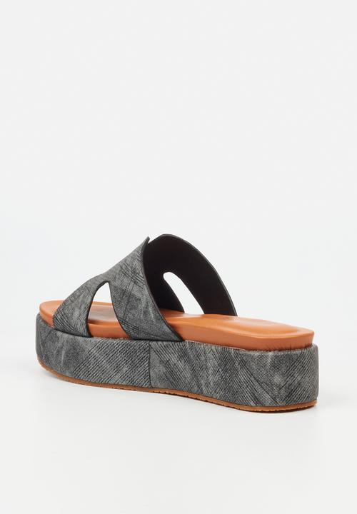 Butterfly Feet - Fujo 2 slide - black