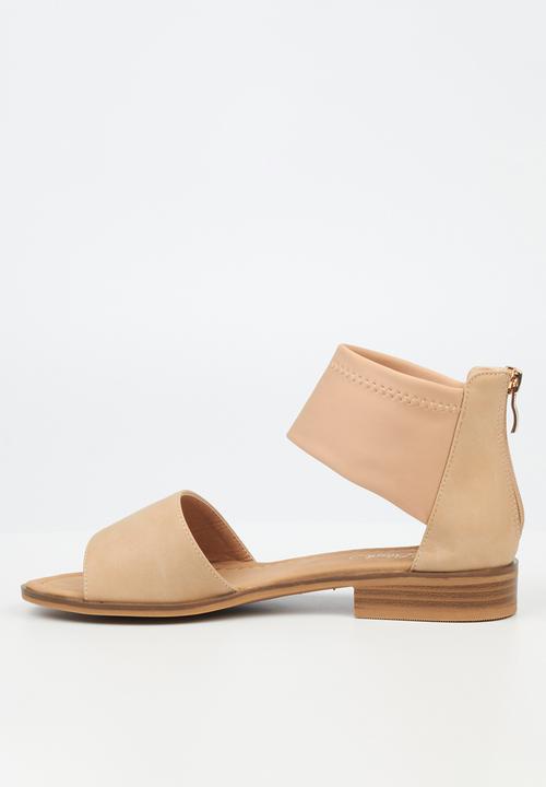 Miss Black - Micah 6 elastic sandal - neutral