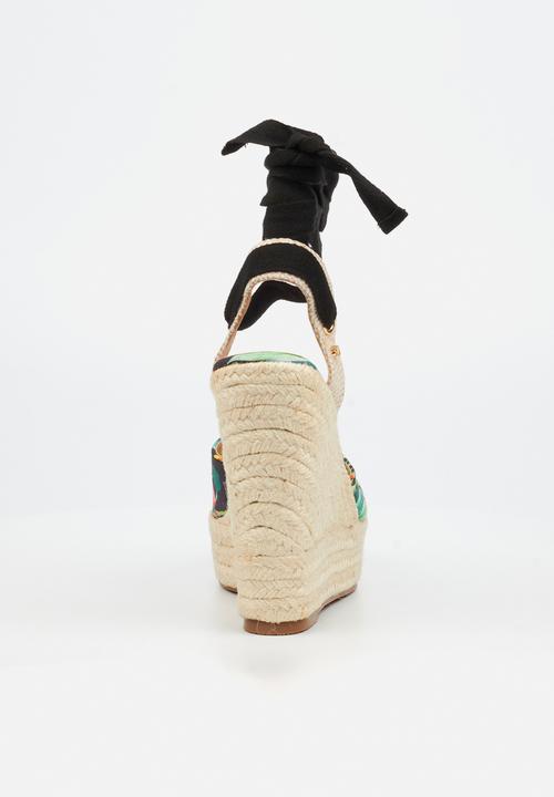 Miss Black - Moniker 10 platform rope wedge - black floral