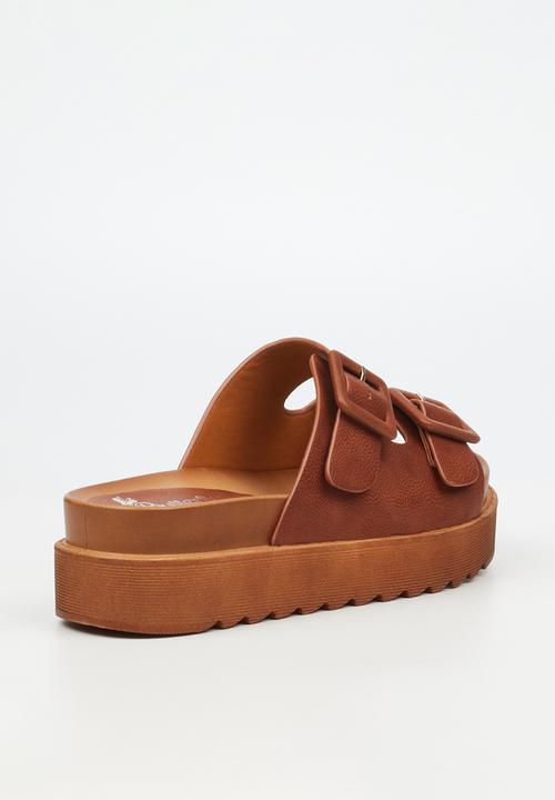 Butterfly Feet - Patos 3 two strap slide - tan
