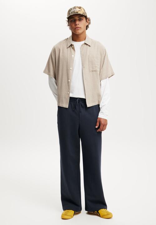 Cotton On - Super Baggy Track Pant - True Navy