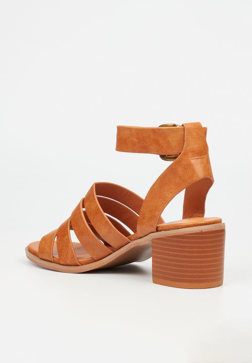 Butterfly Feet - Wexley 1 heel - tan