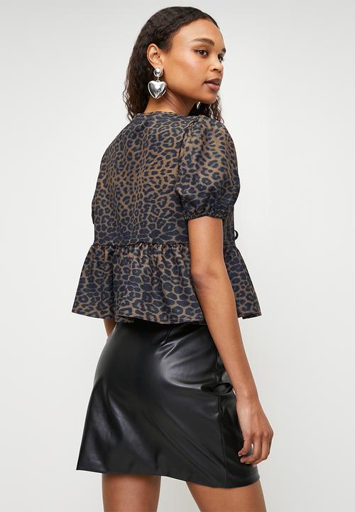 boohoo - Petite leopard tie front blouse - multi