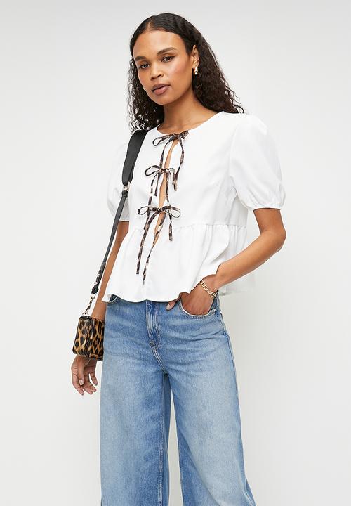 boohoo - Contrast leopard tie bow top - white