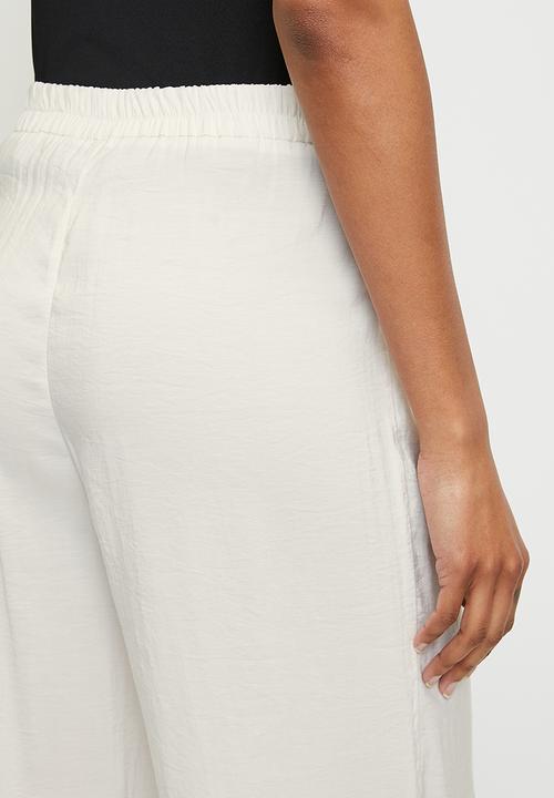 Trendyol - Modal soft touch wide leg woven trousers  - cream