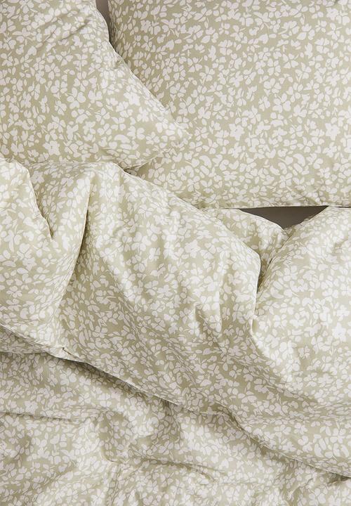 H&M - Double/king size cotton duvet cover set - light dusty green/floral