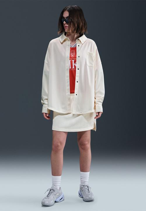 nike button up shirt womens