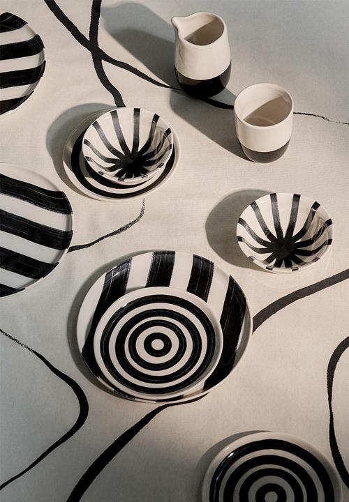 H&M - Patterned stoneware side plate - black/white