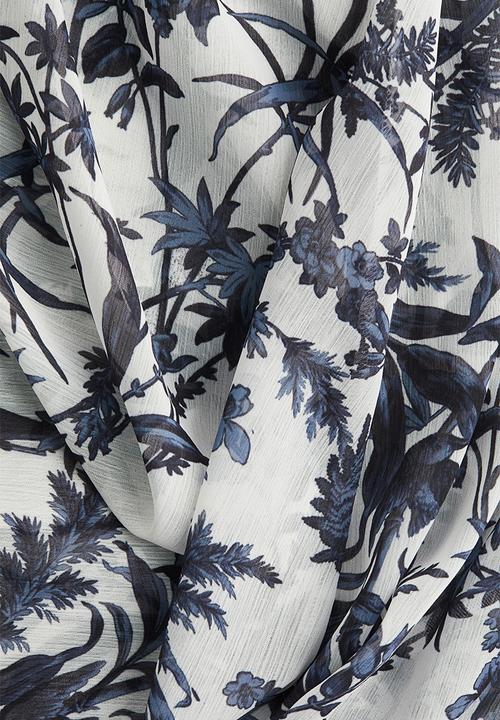 H&M - Chiffon maxi skirt -  white/navy blue patterned