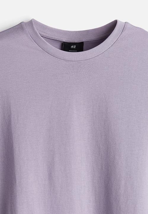 H&M - Regular fit round-neck t-shirt - purple