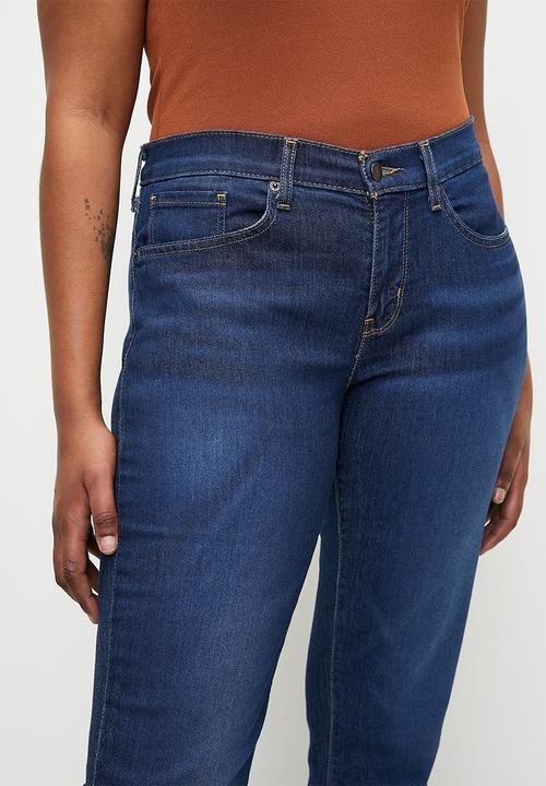 Levi’s® - Curvy Straight Jeans - I've Got This Dark Wash