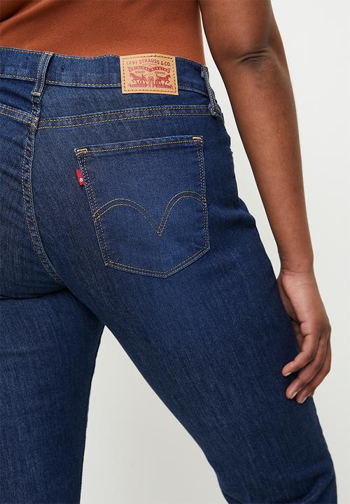 Levi’s® - Curvy Straight Jeans - I've Got This Dark Wash