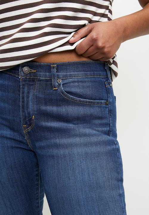 Levi’s® - Curvy Straight Jeans ZA - Make It Snappy 25