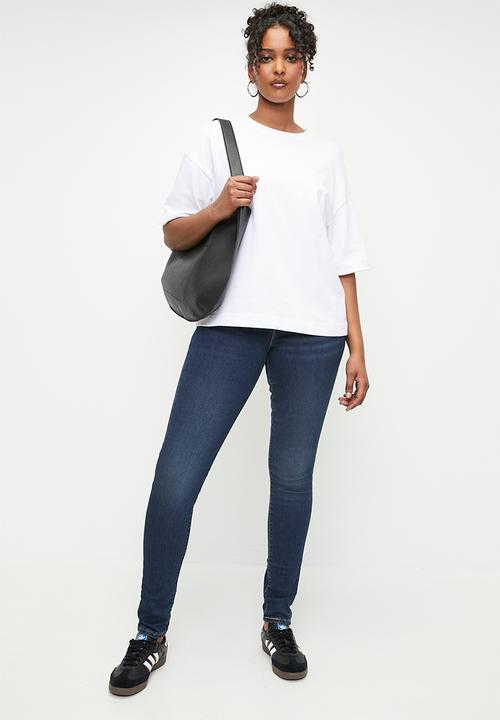Levi’s® - Curvy High-Rise Super Skinny Jeans - Valuable Time