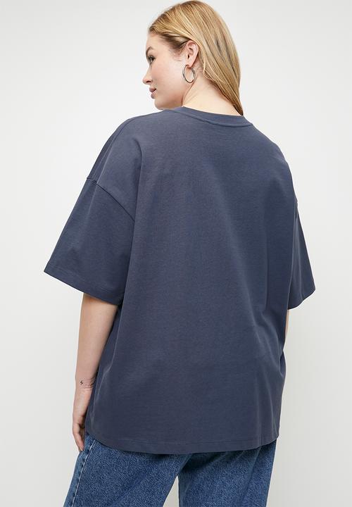 Cotton On - Plus the premium boxy graphic tee - rodeo drive/ collegiate navy