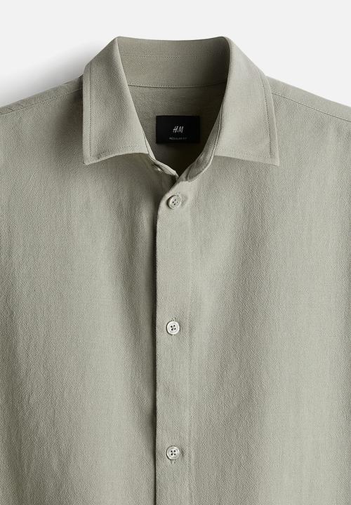 H&M - Regular fit textured shirt - sage green