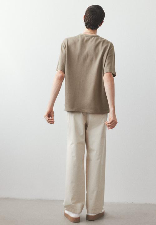 H&M - Regular fit waffled t-shirt - dark beige